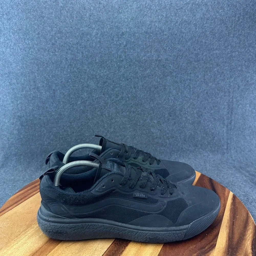 Vans UltraRange EXO Mens 10 Black Low Top Sneakers VN0A4U1KBLK